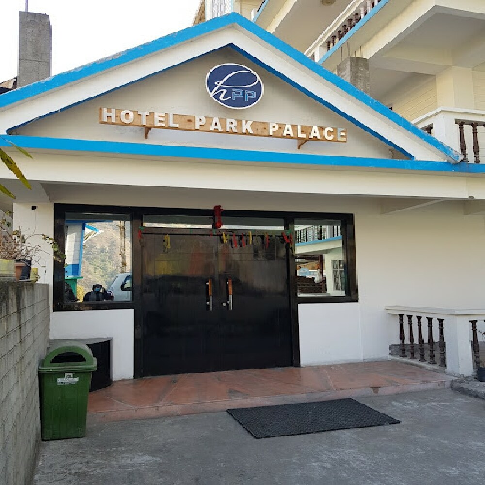 Hotel Park Palace, Lachung - Tap to explore photos