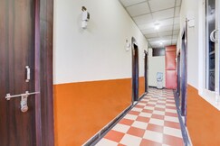 Rooms of Hotel O Shiv Shakti