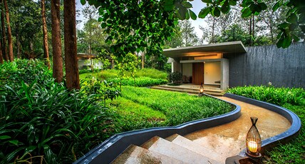 Java Rain Resort Room Type - Jacuzzi Villa - Qahva