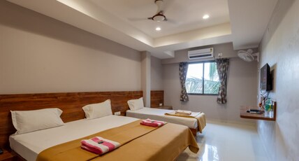Hotel Aaradhya Crown Room Type - Triple Bed Ac Room