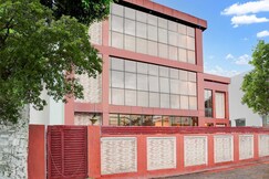 Townhouse Vikas Nagar Lucknow Formerly Hotel Star Radisson