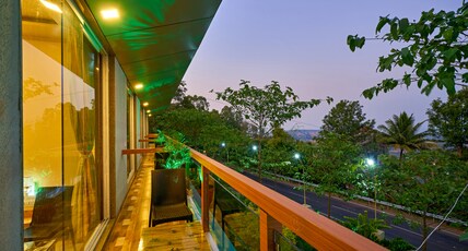 Hotel Saptarang Residency Room Type - AC Royal Balcony room