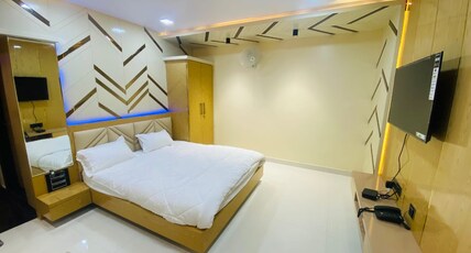 HOTEL K R AMBIKAPUR Room Type - SUPER DELUX ROOM