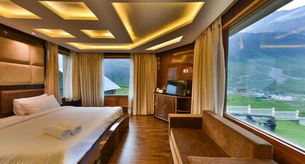 Hotel Village Walk Sonamarg Room Type - Premium Room Mountain View