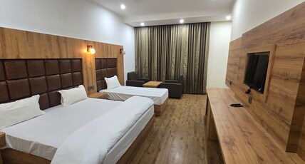 CHANDNI MIDWAY RESORT Room Type - Executive Room