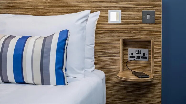 Travelodge London Central Euston - Tap to explore photos