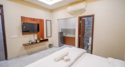 Kanha Motel Room Type - Super Deluxe