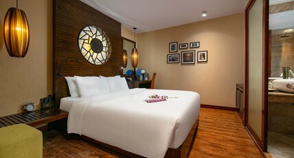 Oriental Suite Hotel & Spa Room Type - Superior Queen Room