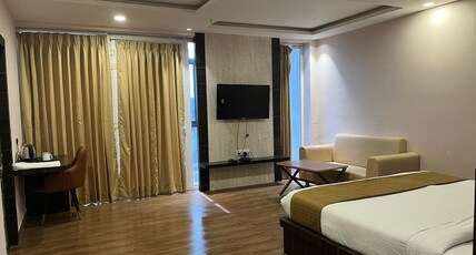 HOTEL NIRMALA HEIGHTS BHAGALPUR Room Type - PREMIUM SUITE
