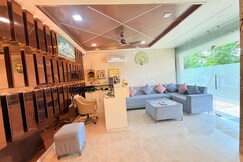 HOTEL NISHANT PALACE