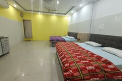 Hotel Trishla Inn