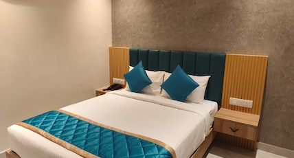 HOTEL BLOOM Room Type - Standard Room HOTEL BLOOM Room Type - Standard Room