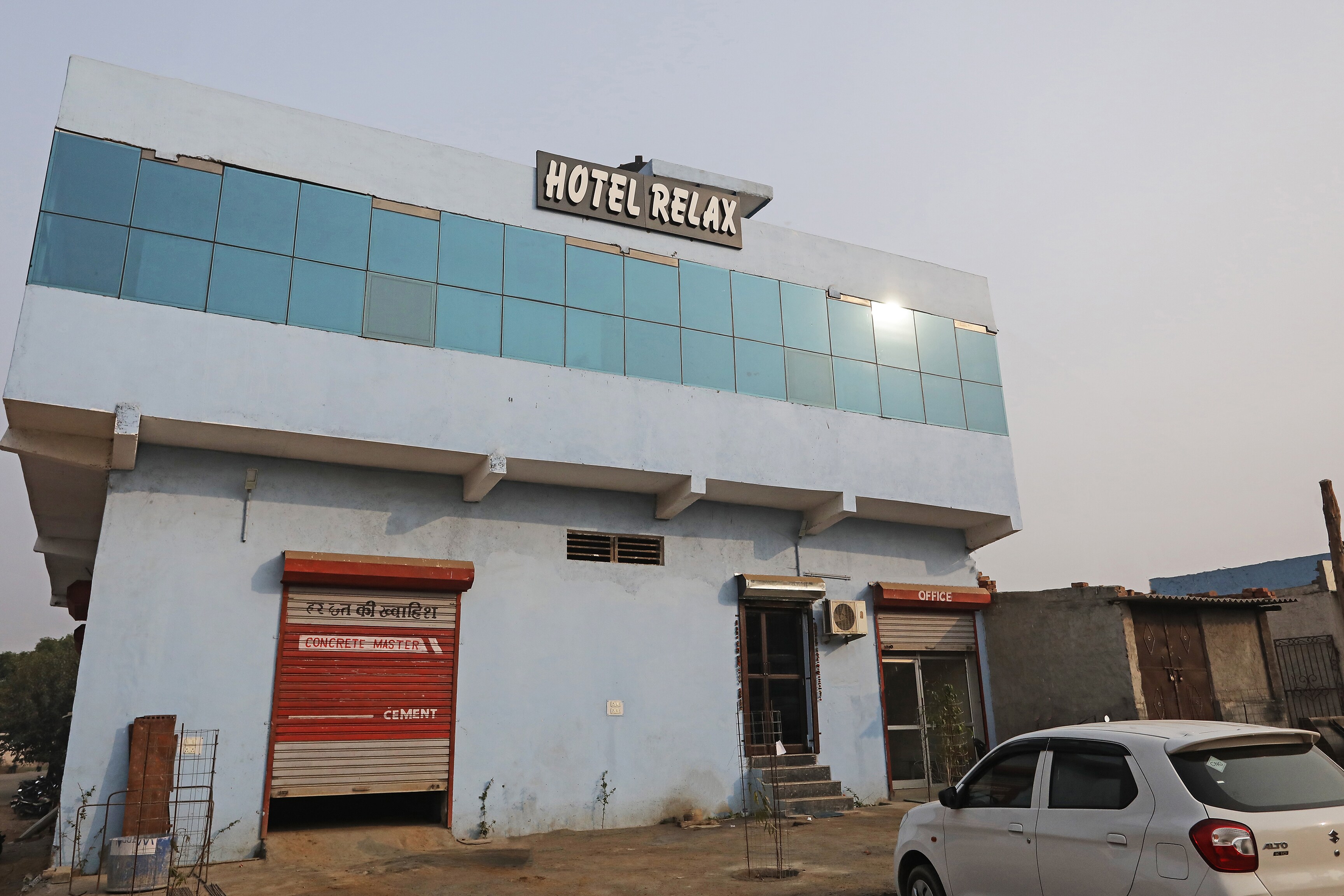 Hotel O RELAX - Tap to explore photos