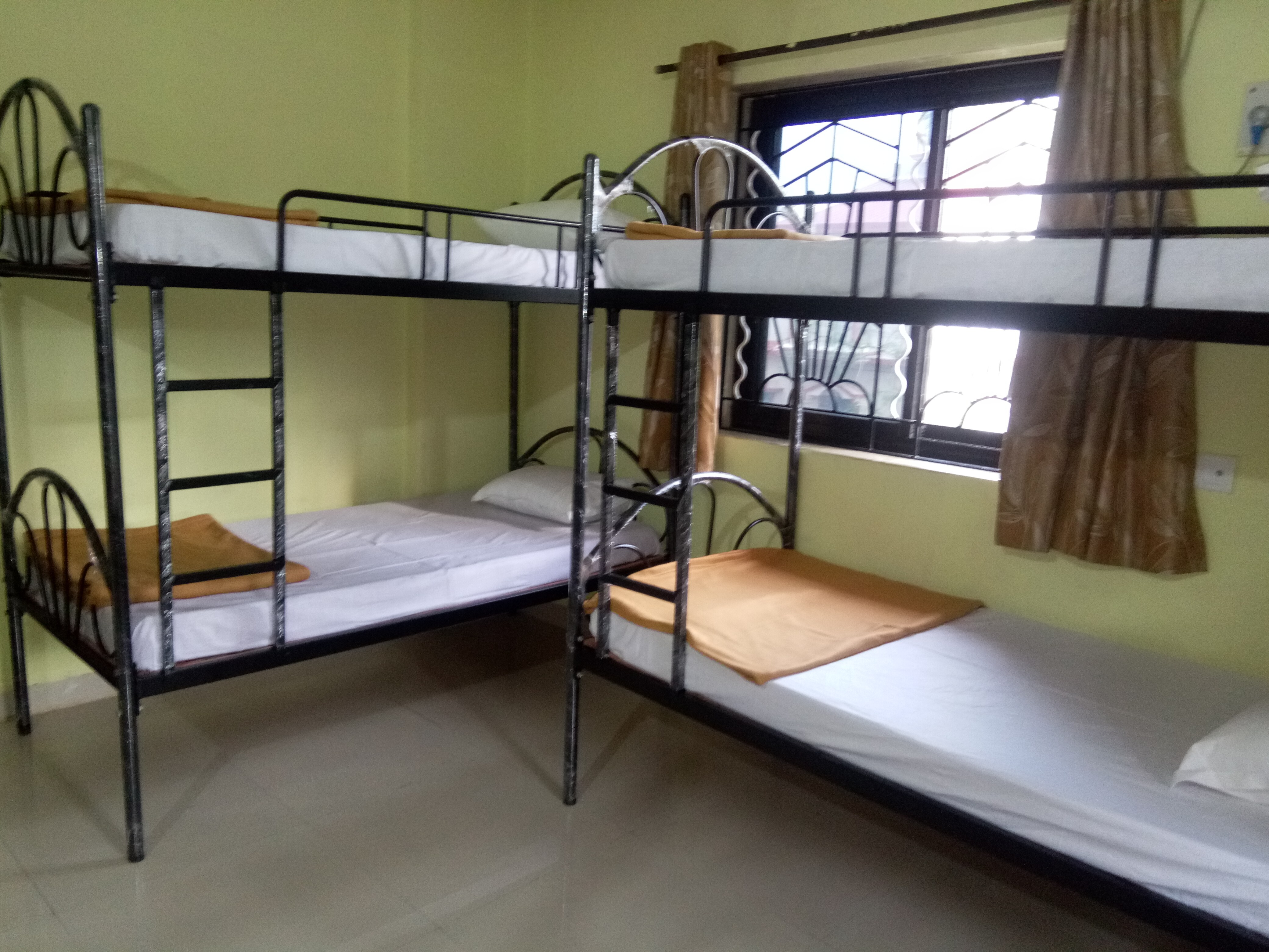 Bella Pensao - Tap to explore photos