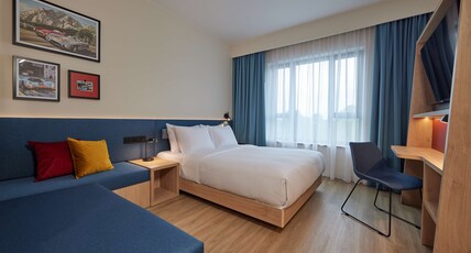 Hampton by Hilton Poznan Swarzedz Room Type - QUEEN ACCESSIBLE ROOM