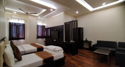 RR Hotel Room Type - Suite Room