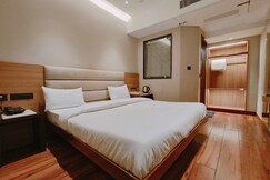 Hotel Aura Rooms