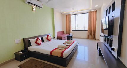 Hotel Sunrise N Resorts Room Type - Luxury Room