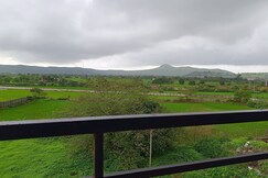 Cozy Nook Holiday Retreat Igatpuri