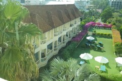 Palmyra Patong Resort