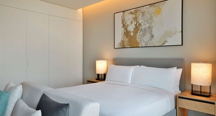 DoubleTree by Hilton Abu Dhabi Yas Island Residences Room Type - KING STUDIO