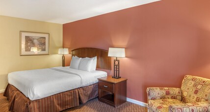 Best Western Hickory Room Type - Accessible - 1 Double, Mobility Accessible, Bathtub, Smoking Room, Continental Breakfast Best Western Hickory Room Type - Accessible - 1 Double, Mobility Accessible, Bathtub, Smoking Room, Continental Breakfast