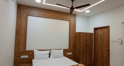 Hotel Aaryodaya Room Type - Deluxe Room