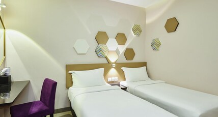 ibis budget Singapore Imperial Room Type - Standard Room with 2 single beds