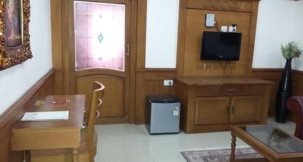 Grasshopper Hotel Grand E Muscat Room Type - Suite (4X)