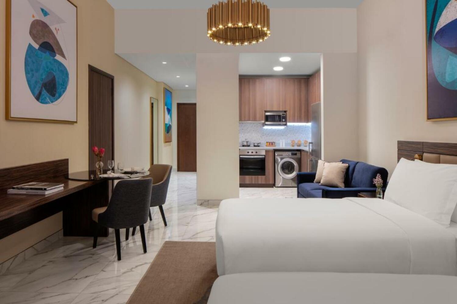 Avani Plus Palm View Dubai Hotel & Suites - Tap to explore photos
