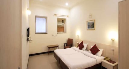 Ranjit Hotel Room Type - STD Non AC Room Ranjit Hotel Room Type - STD Non AC Room