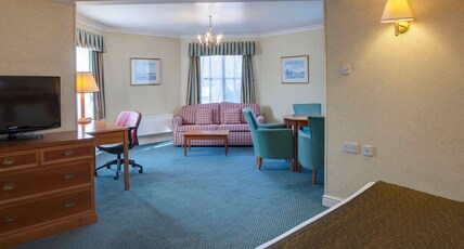 Holiday Inn IPSWICH - ORWELL Room Type - 1 King Suite