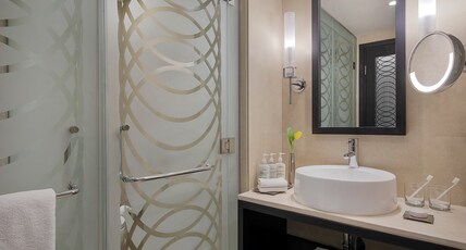 Voco Riyadh, an IHG hotel Room Type - 1 Bedroom Suite Smoking City View Voco Riyadh, an IHG hotel Room Type - 1 Bedroom Suite Smoking City View