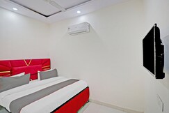 Rooms of Hotel O Golden Key Inn
