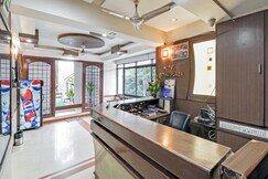 Hotel Royal Plaza(Paldi)