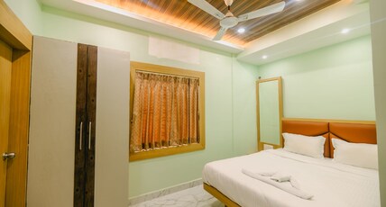 Hotel Govindam Room Type - Deluxe Queen Room with Balcony