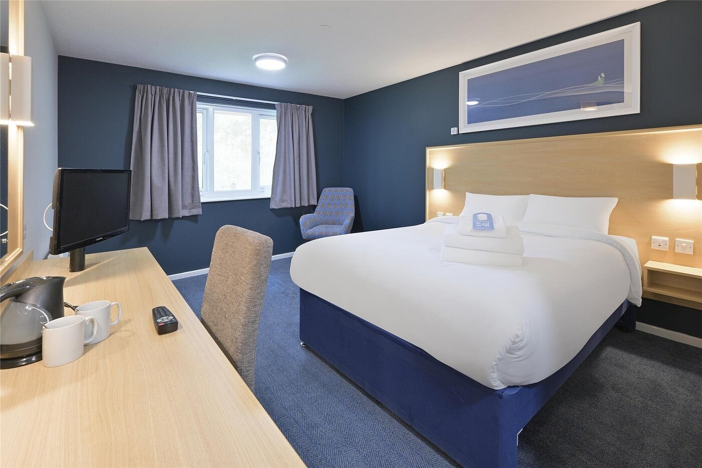Travelodge Yeovil Podimore - Tap to explore photos