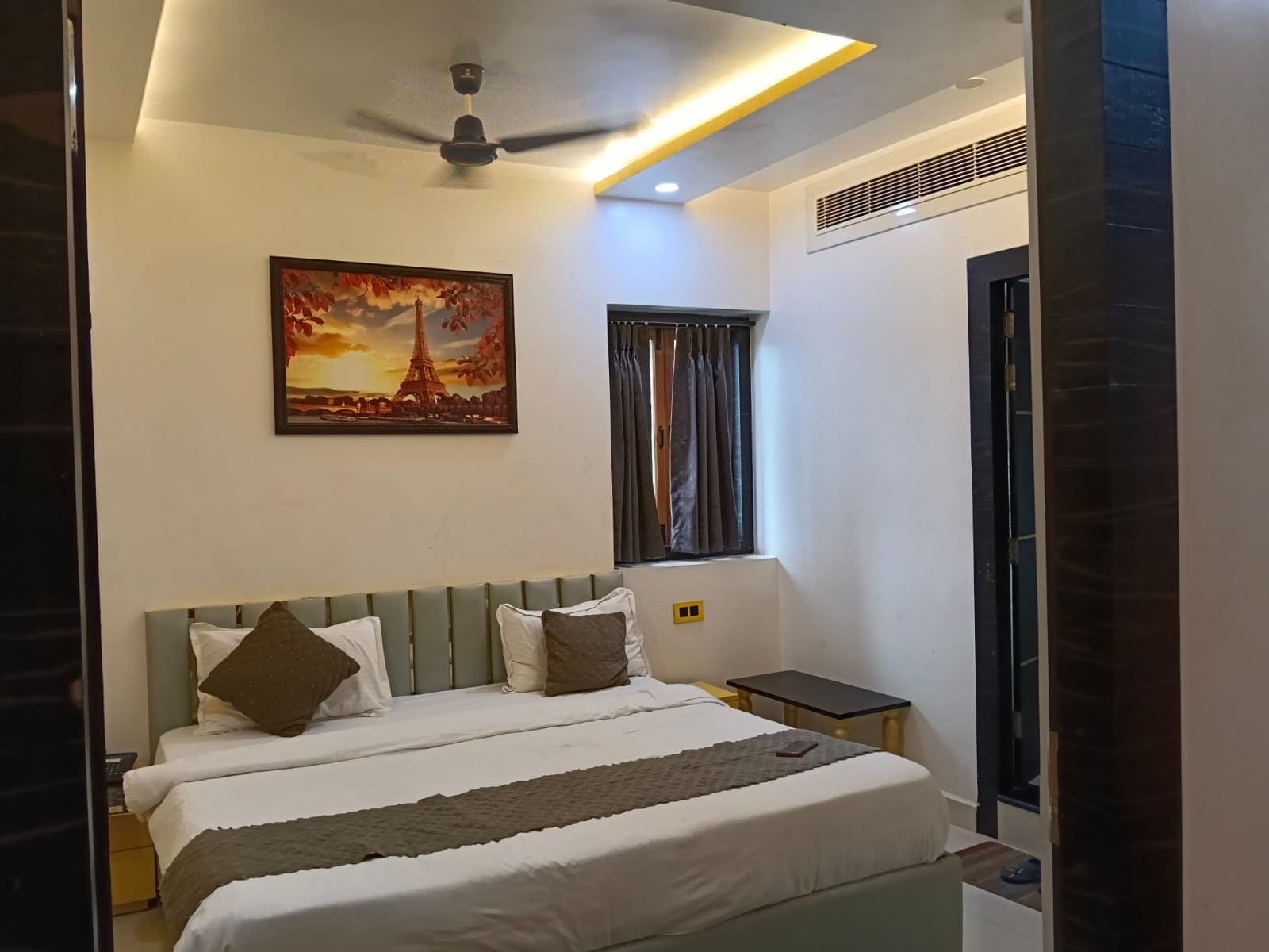 SAKSHAM HOTEL - Tap to explore photos