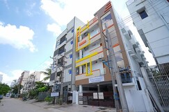 Mahasri Homestays 2BHK,1BHK, Studio Apartment(1RK)