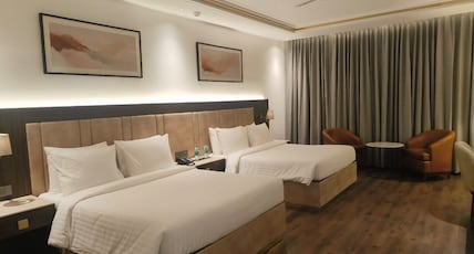 Clarks Inn Dehradun Room Type - Luxury Family Room with City view and Queen Beds Clarks Inn Dehradun Room Type - Luxury Family Room with City view and Queen Beds
