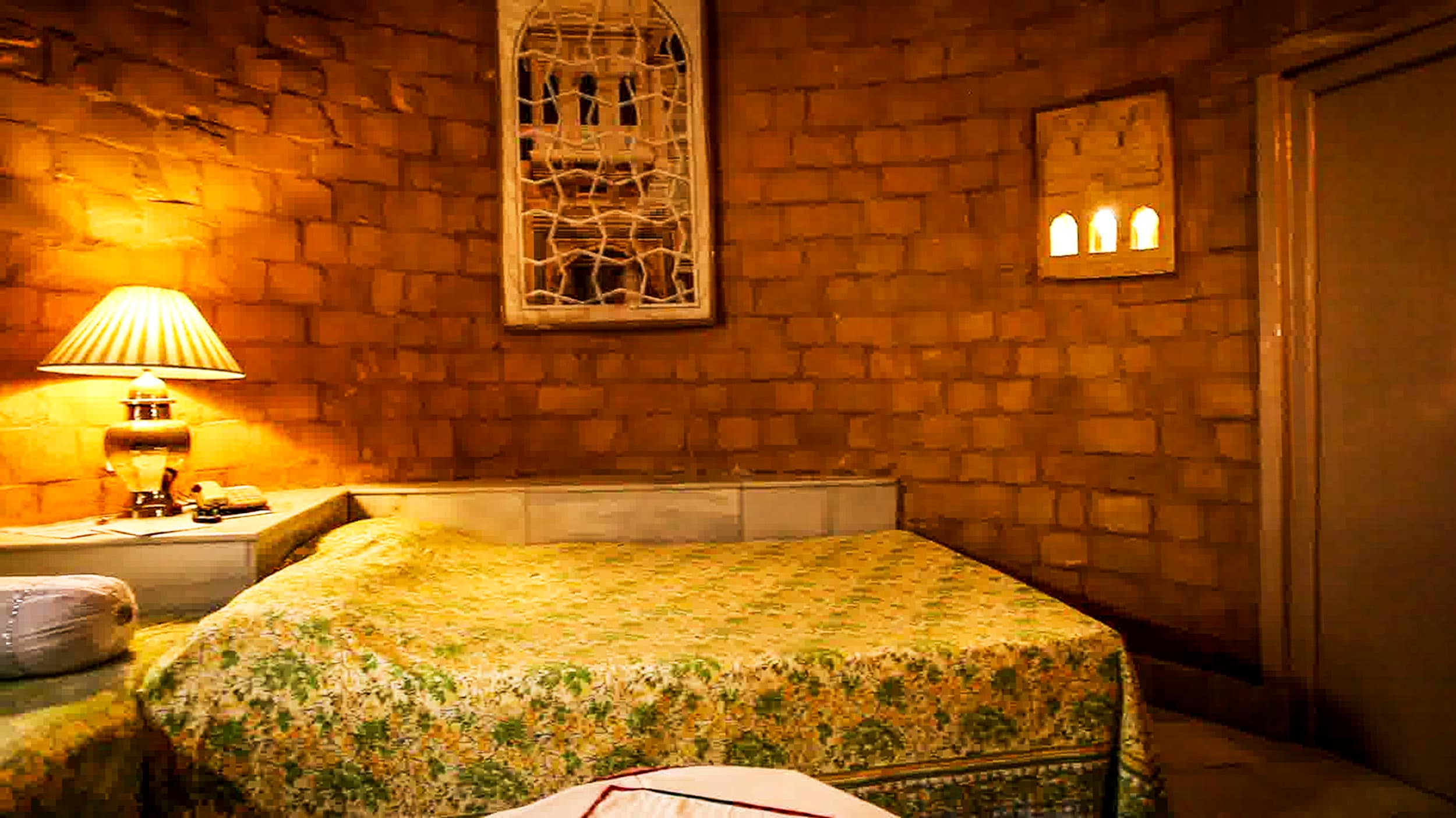 Himmatgarh Palace - Heritage Boutique Hotel - Tap to explore photos