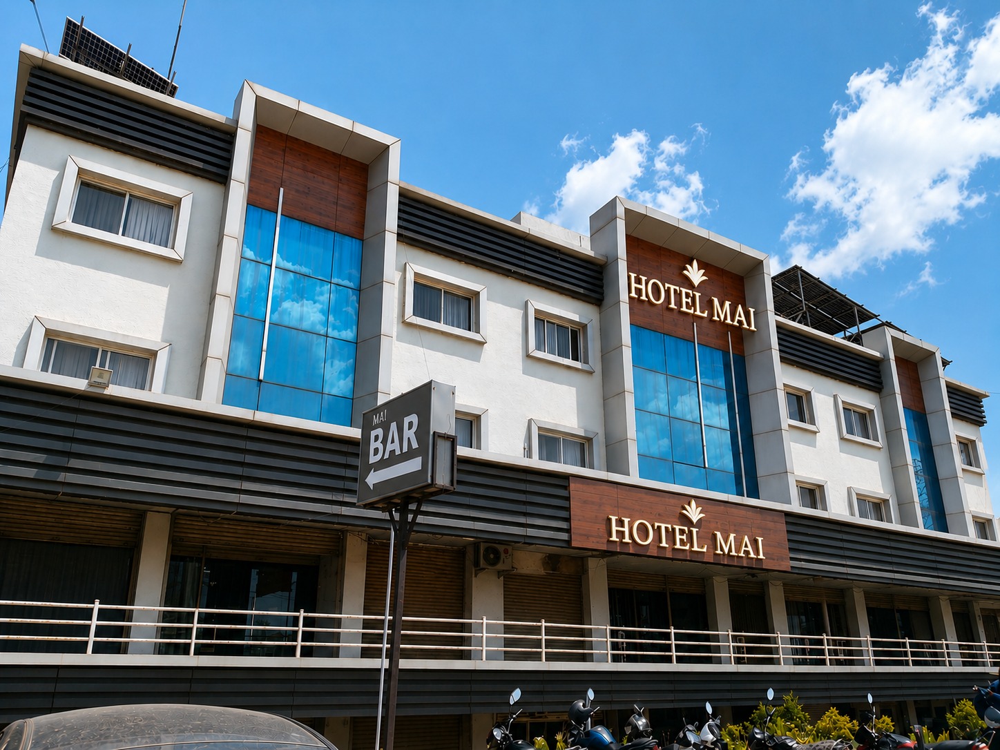 Hotel Mai - Tap to explore photos
