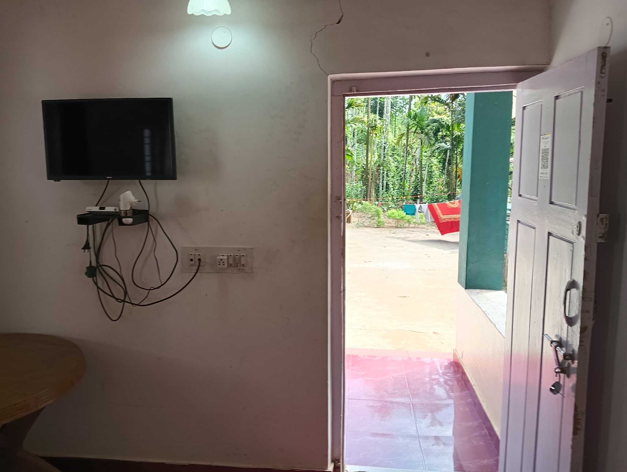 SUNSHEE COOFFE PLANTATION ESTATE HOMESTAY - Tap to explore photos