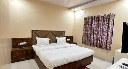 HOTEL NIRVANA Room Type - Economy Room