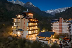 CAROM HOTEL MANALI