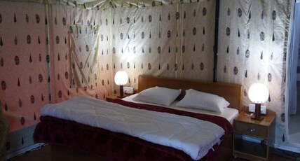 BAY BERRY CAMP & RESORT Room Type - Executive Swiss Tent