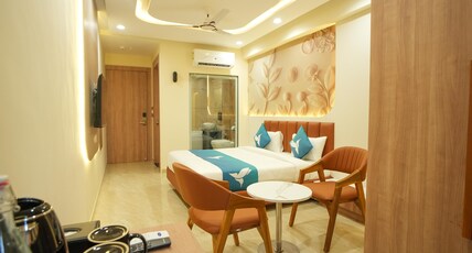 Privilon Hotel Prahladnagar Room Type - Suite Room