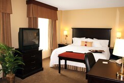 Hampton Inn & Suites by Hilton Laval