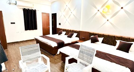 SWASTIK HOMESTAY Room Type - Family Room
