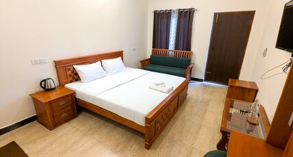 Cloud Crest Homestay Rooms in a Villa Room Type - Room 104